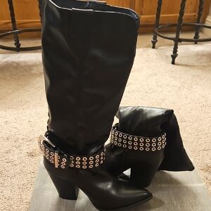 Stylish Black Women's Boots
